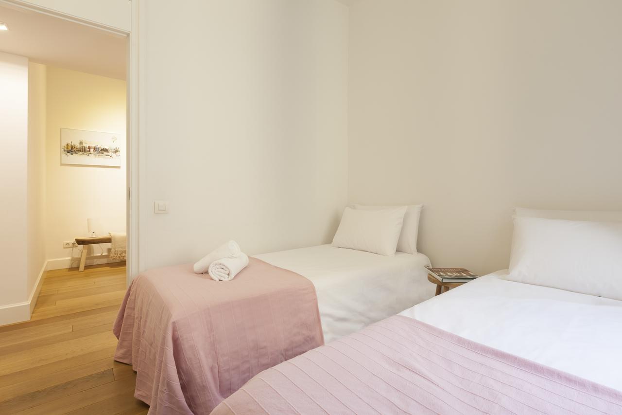 Апартаменты Click&Flat Luxury Sant Joan Барселона Экстерьер фото